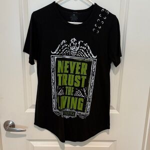 Halloween Horror Nights Black Tee with Green and White Beetlejuice Graphic